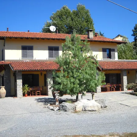 Contrada Dei Fattori Inn Cairo Montenotte
